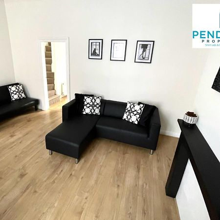 Modern 3 Bed House With Free Parking And Wi-Fi Villa Престън Екстериор снимка